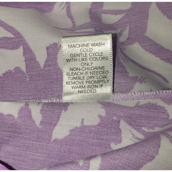 C.J. Banks Floral Button-Up Blouse M – Sleeveless Y2K Cottagecore Vibes - Picture 9 of 9